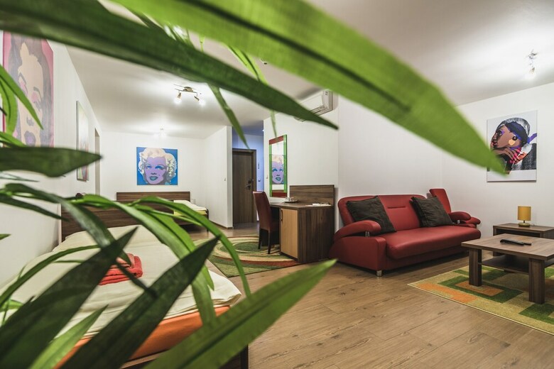 Garni Hotel M�za