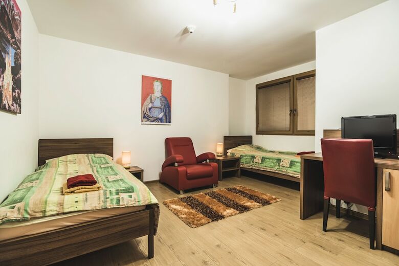 Garni Hotel M�za