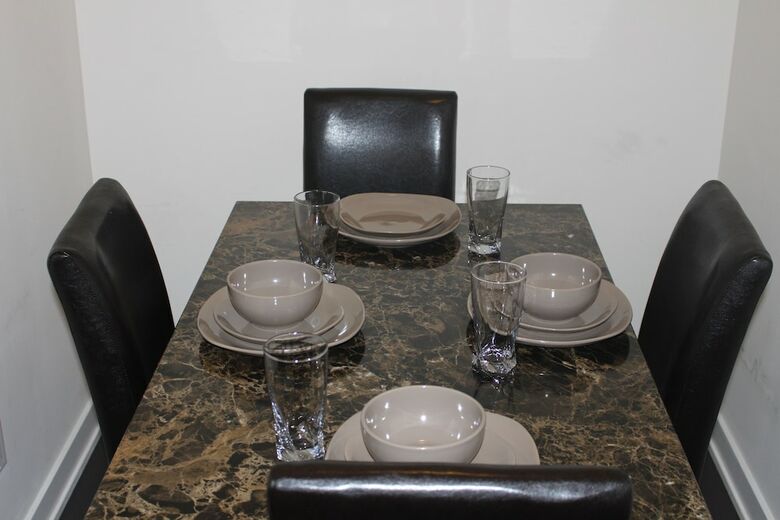 Custom-made Luxury Suite-by Elite Suites