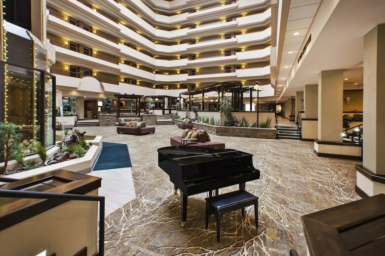 Hotel Holiday Inn Rapid City-rushmore Plaza