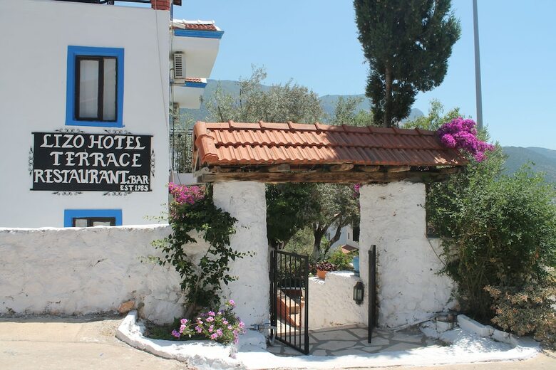 Lizo Hotel