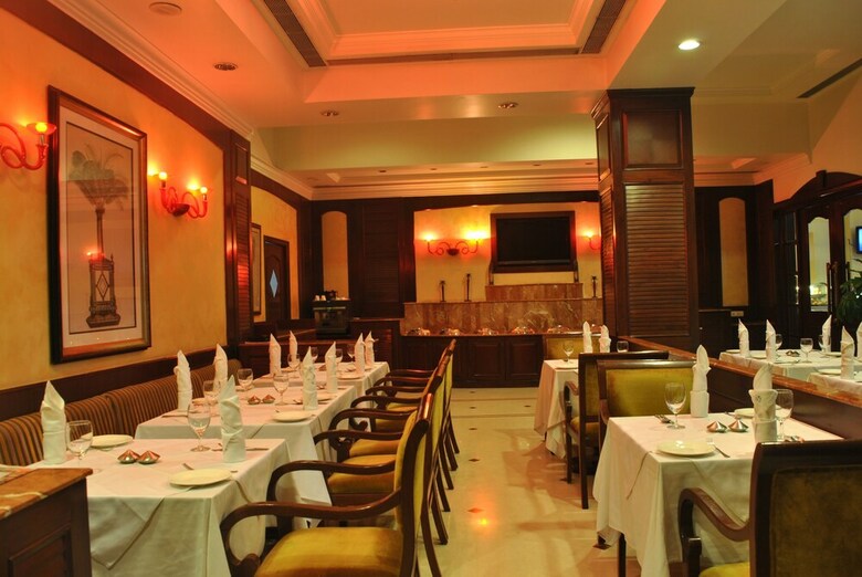 Dynasty Hotel