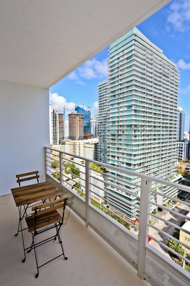 Nuovo Miami Apartments At Brickell - Downtown