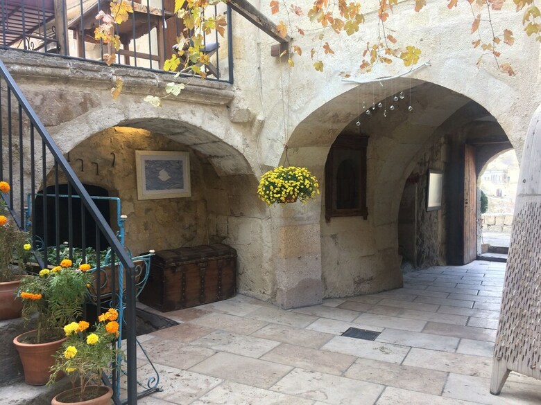 Lamihan Cave Hotel