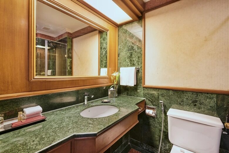 Hotel The Ummed Ahmedabad