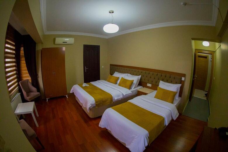 Hotel Ramparts