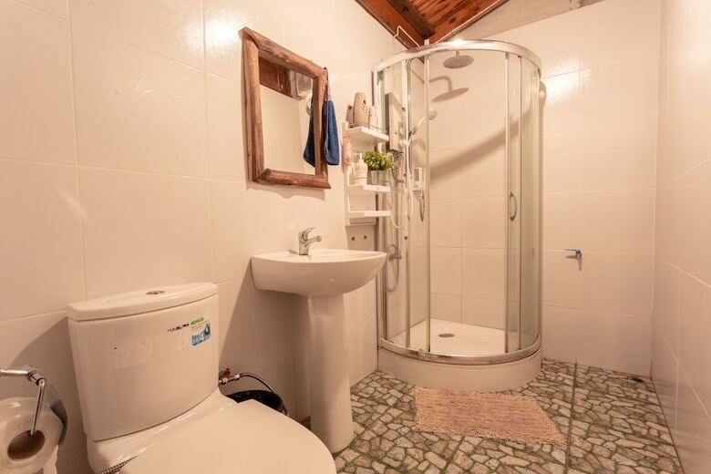 Hotel Athithara Homestay