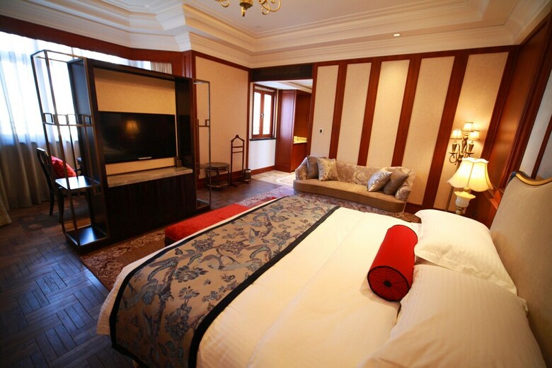 Shanghai Donghu Hotel