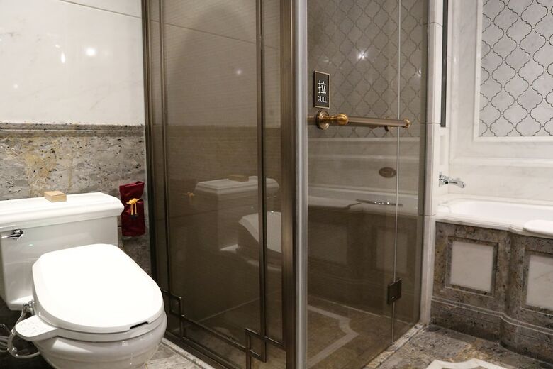 Shanghai Donghu Hotel