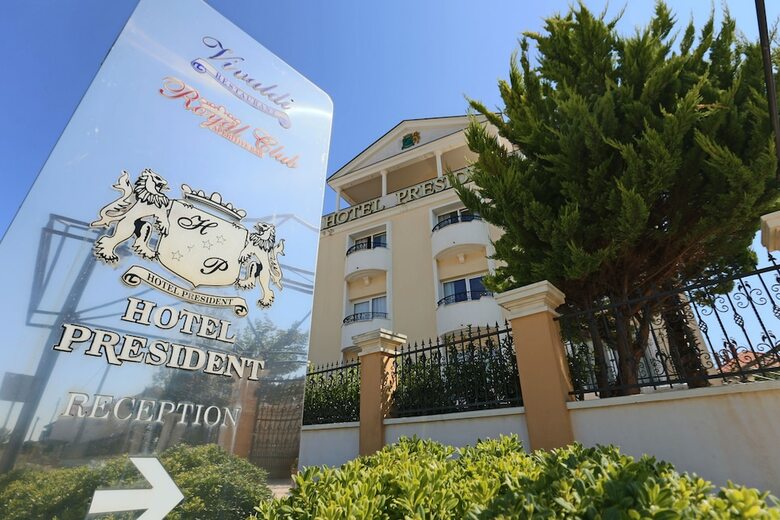 Hotel President