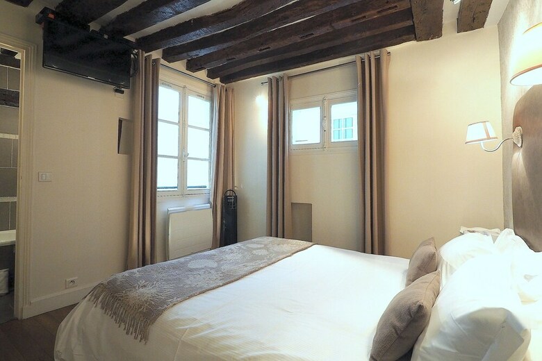 Apartamento Louvre Parisian Chicsuites
