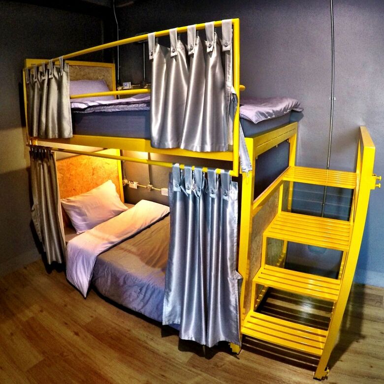 Hostal Cubic Bangkok Hostel
