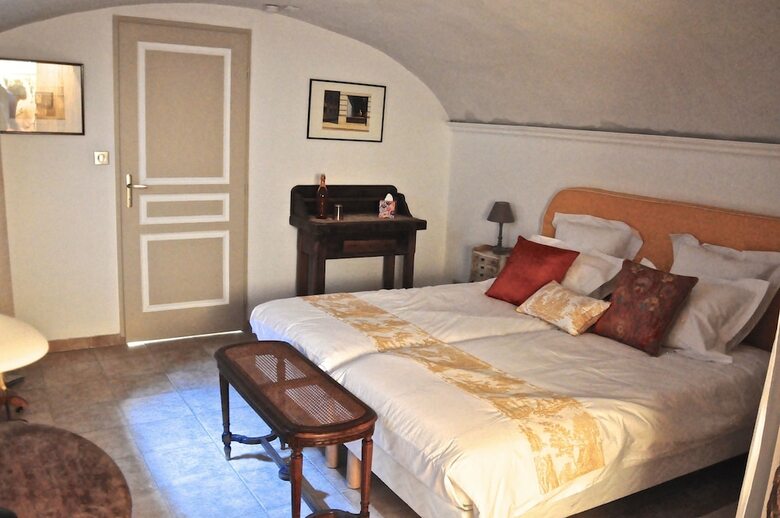 Bed & Breakfast Le Clos Du Cher En Beaujolais