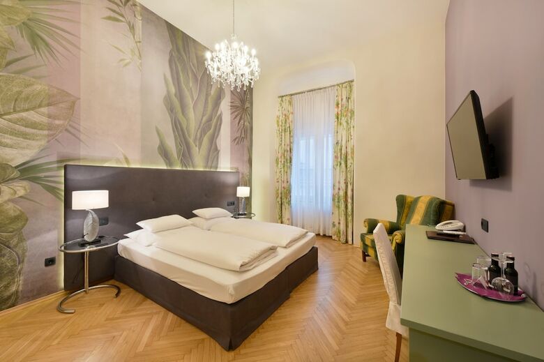 Boutique Hotel Dom - Rooms & Suites