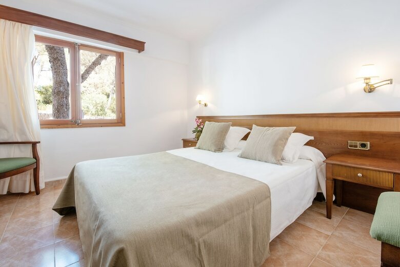 Hotel Playa Mondrag�
