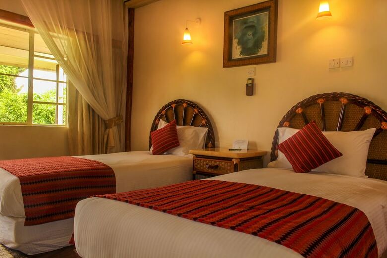 Posada Mweya Safari Lodge