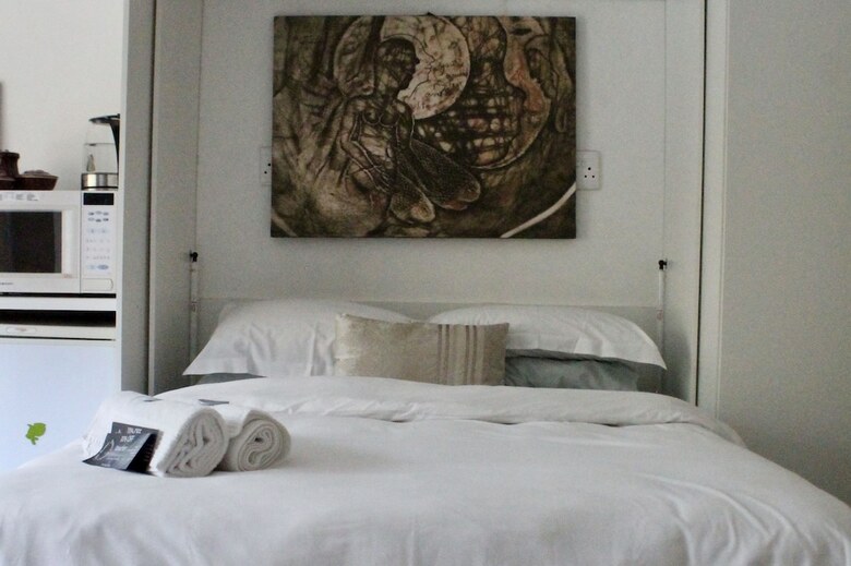 Bed & Breakfast The John Bauer Pottery Studio