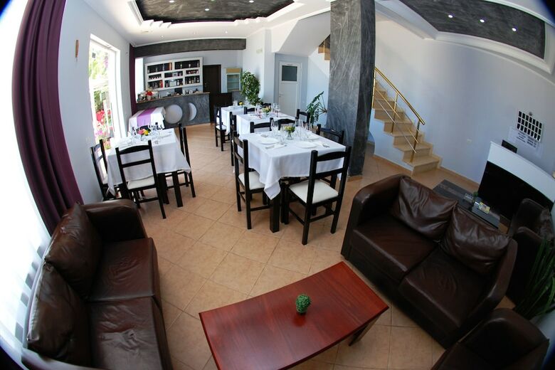 Aparthotel Villa Doka
