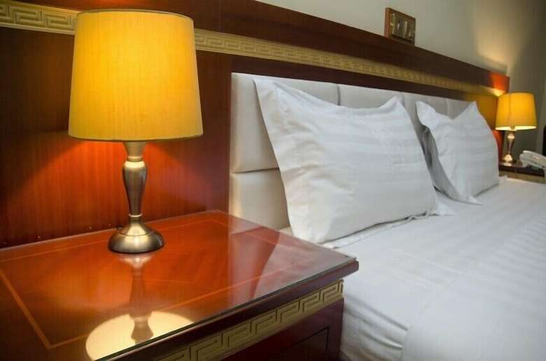 Hotel Rosebud