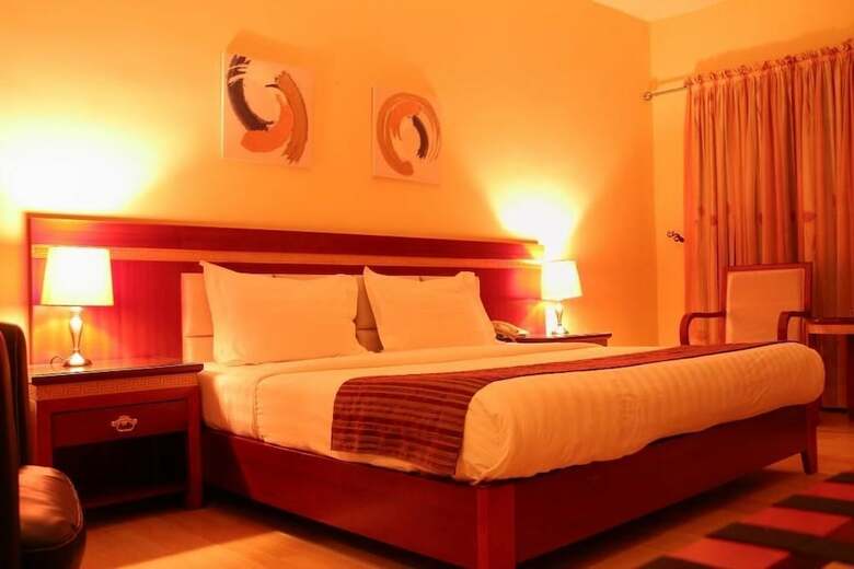 Hotel Rosebud