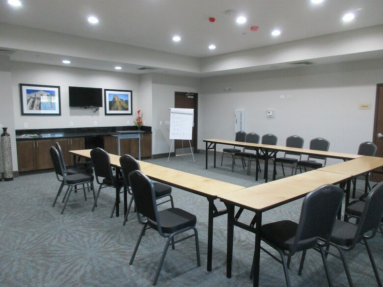 Best Western Plus Denver City Hotel And Suites