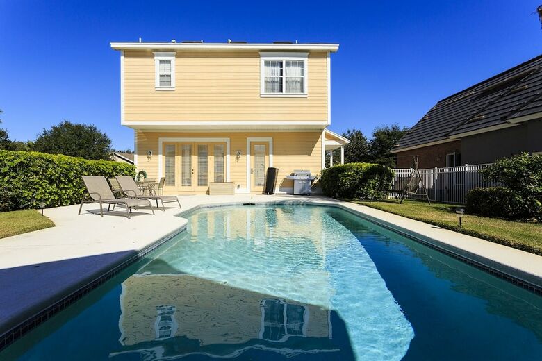 Reunion Resort By Intteli Fun Rentals
