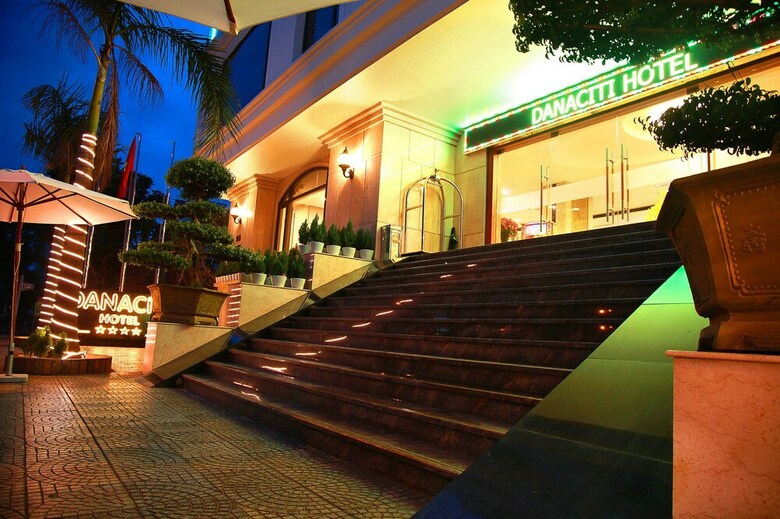Danaciti Hotel