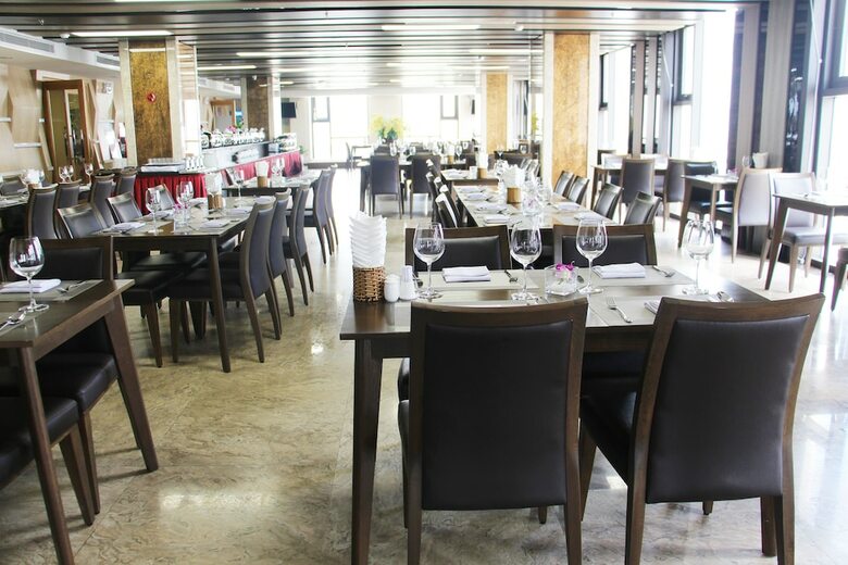 Danaciti Hotel