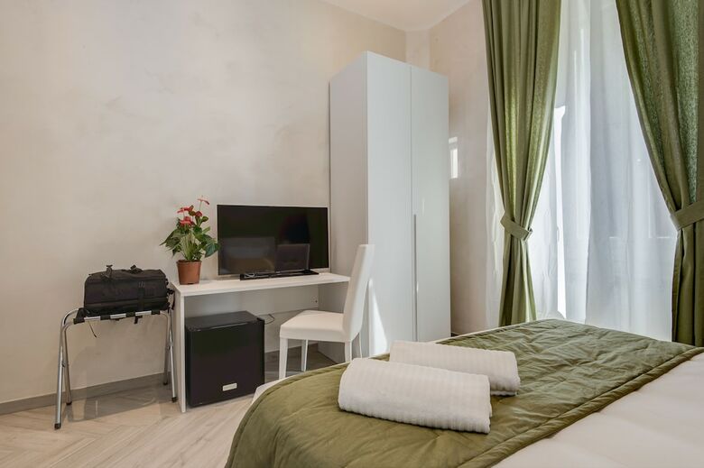 Penta Luxury House