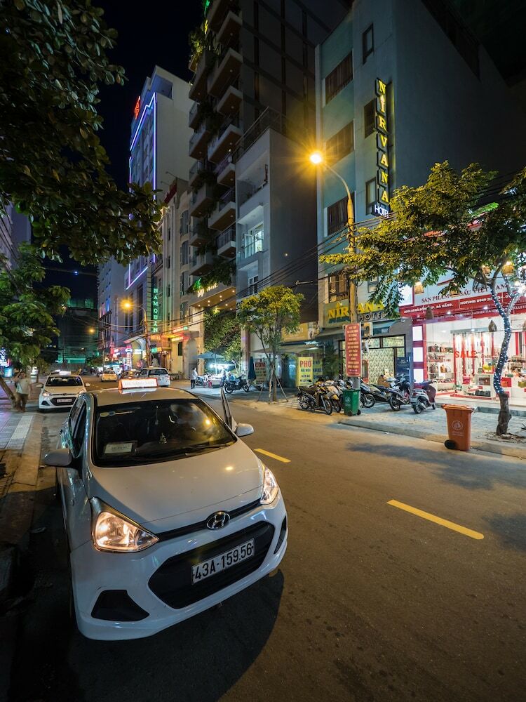 Nirvana Hotel Da Nang