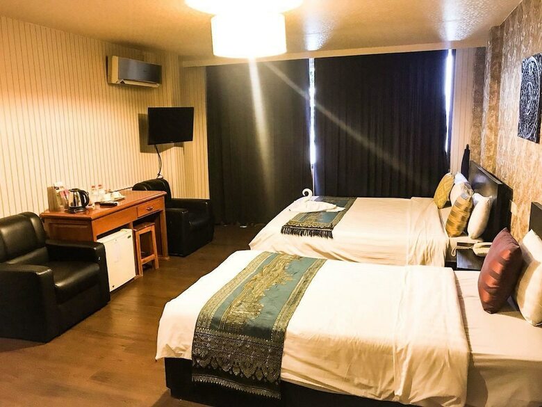River Star Hotel