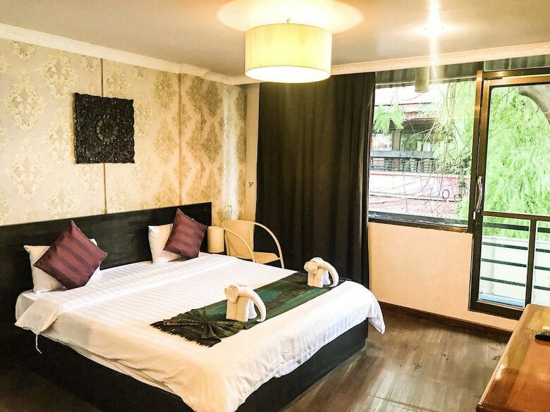 River Star Hotel