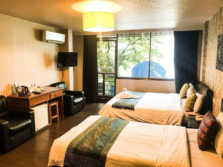 River Star Hotel