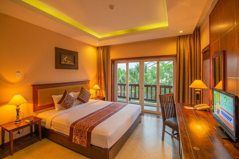 Hotel Bao Ninh Beach Resort