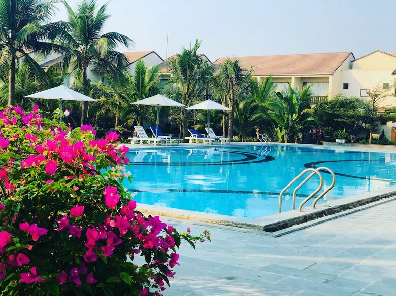 Hotel Bao Ninh Beach Resort