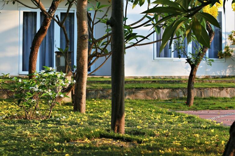 Hotel Bao Ninh Beach Resort