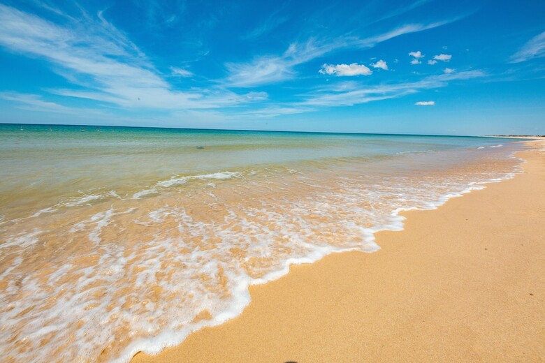 Hotel Bao Ninh Beach Resort