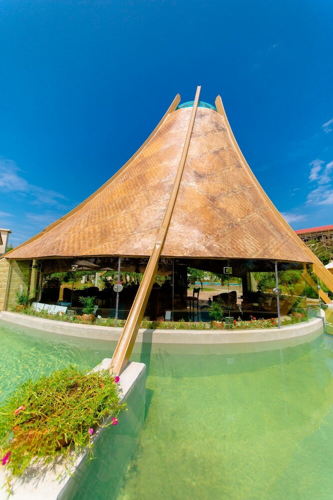 Hotel Bao Ninh Beach Resort