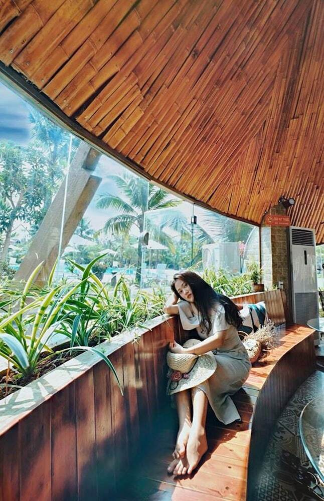 Hotel Bao Ninh Beach Resort