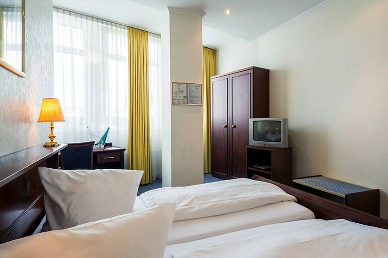 Hotel Panorama Am Adenauerplatz