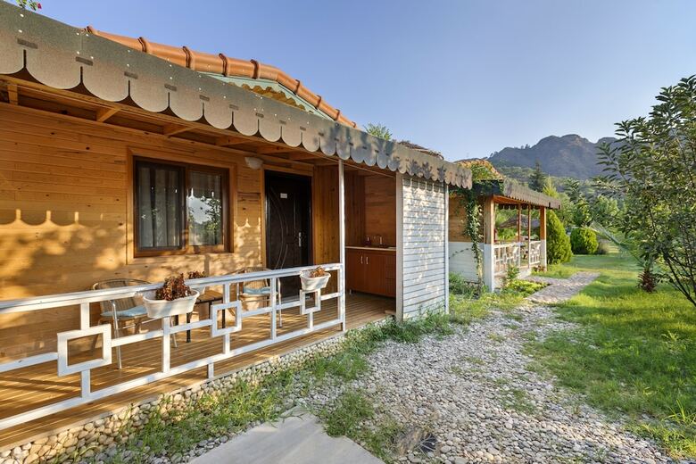 Pension Flora Garden Pansiyon