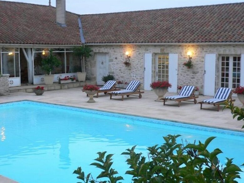 Bed & Breakfast Domaine De Beunes