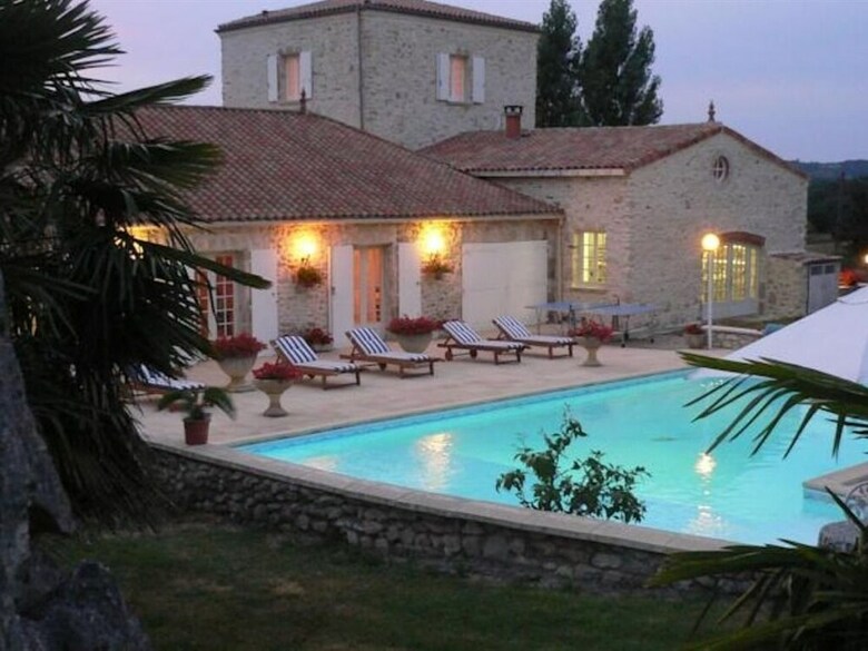 Bed & Breakfast Domaine De Beunes