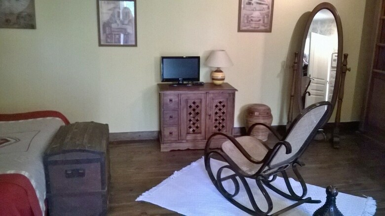 Bed & Breakfast Domaine De Beunes
