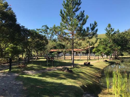 Hostal Pousada Recanto Da Siriema
