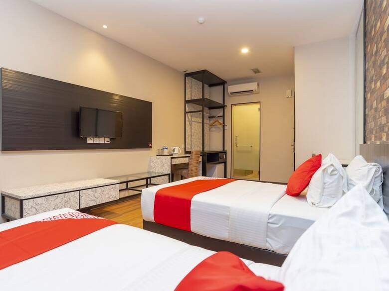 Oyo 44064 De Sweet Boutique Hotel