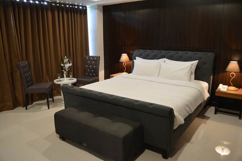Hotel Mango Suites - Santiago