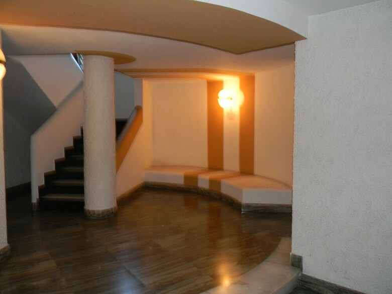 Mimosa Apartment