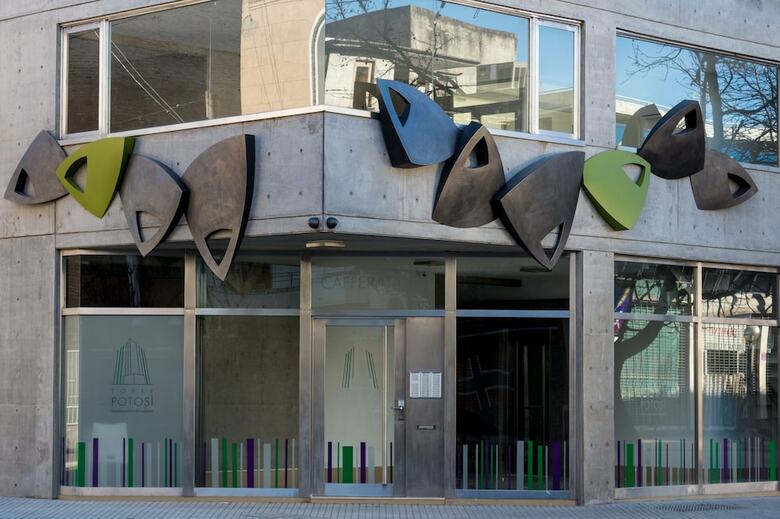 Apartamentos Torre Potos�