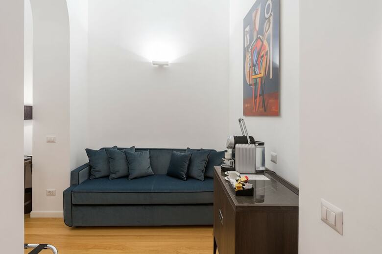 Hotel Les Diamants Spanish Steps Suite